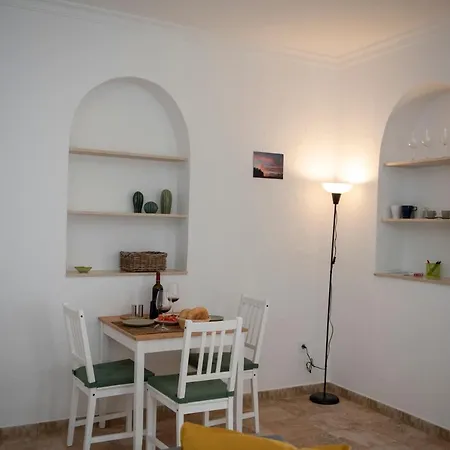 Esterlizia Nyaraló Agüimes